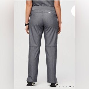 Figs Cade Cargo Scrub Women's gray Straight Leg scrub pants M Tall